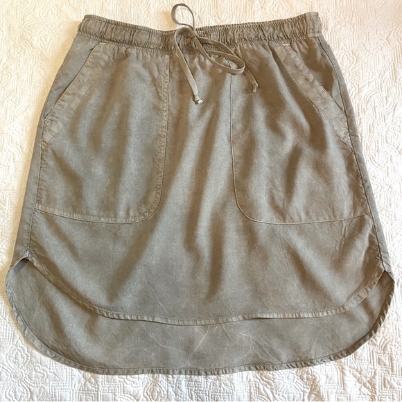 Bella Dahl Tencel High-Low Mini Skirt - Picture 6 of 15